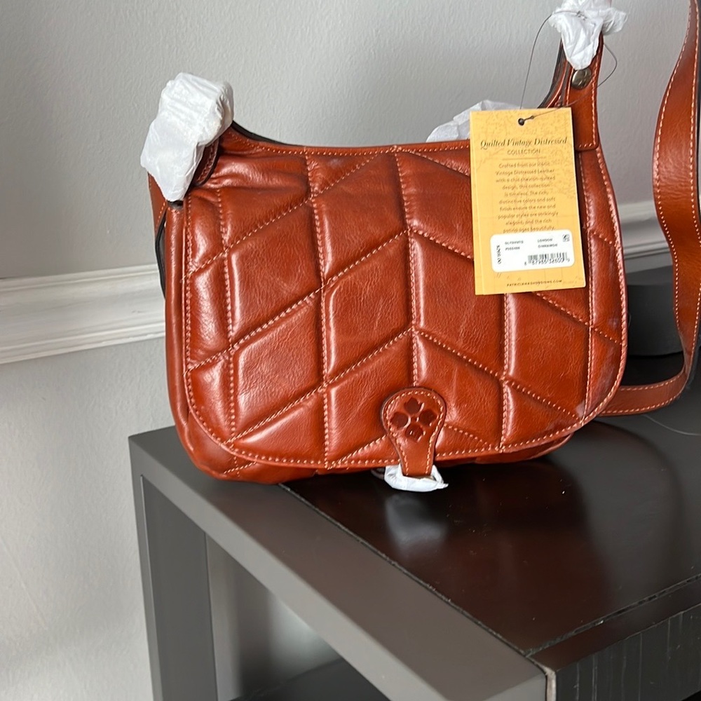 Patricia Nash Saddle Leather bag: Color Tan